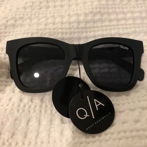 NWT Quay After Hors Black / Smoke Sunglasses.